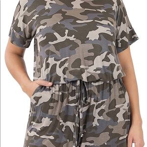 PLUS SIZE DUSTY SHORT SLEEVE ROMPER